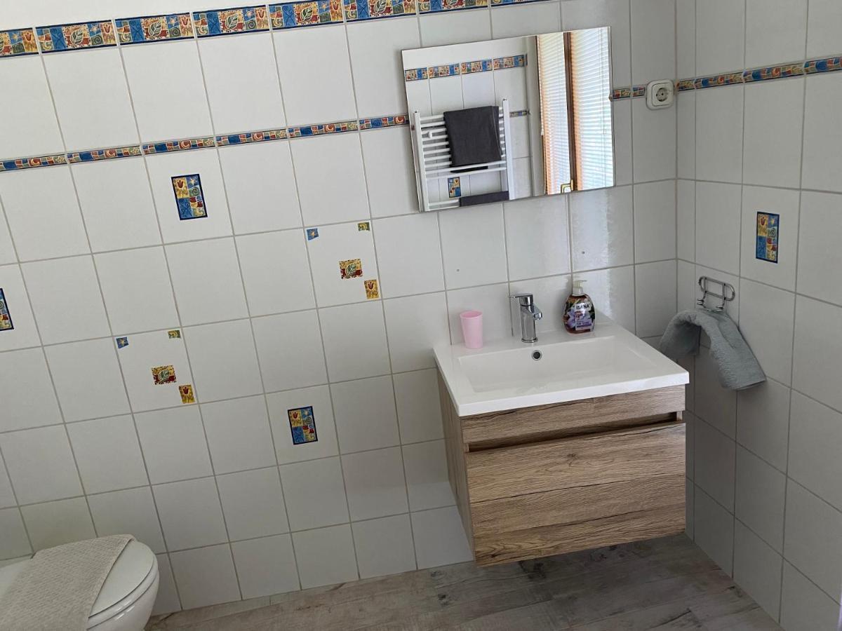 מלון באיה Gimi Vendeghaz מראה חיצוני תמונה